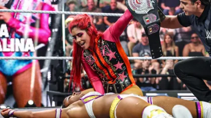 La Catalina en el ring tras vencer a Kali Armstrong