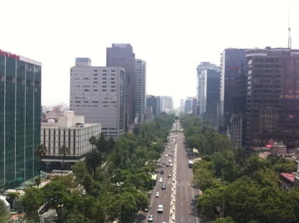 Paseo de la Reforma visto desde el Ángel de la Independencia