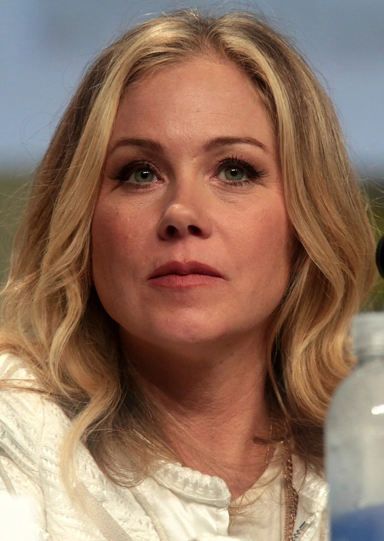 Foto de archivo de Christina Applegate hablando en la Comic-Con de San Diego, el 25 de julio de 2014.