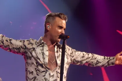 Robbie Williams singing at London’s Roundhouse in 2016