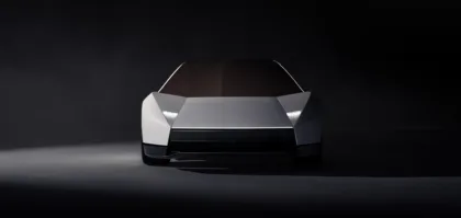 Nuevo Tesla Roadster blanco visto de frente en la imagen oficial de presentación